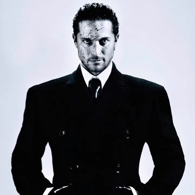 y9772100470633's profile picture. 