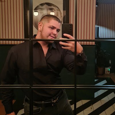 saelmtz's profile picture. Antítesis de una estrella.