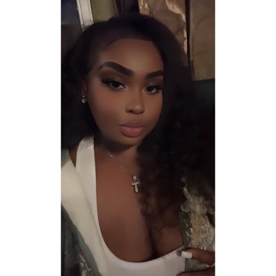 HHS Alumni 👩🏽🎓 • U OF 〽️ ➡️ FIU Alumni🎓 🌴🐾• 𝓦𝓪𝓴𝓮, 𝓟𝓻𝓪𝔂, & 𝓢𝓵𝓪𝔂 🥰🤪🙏🏽• ✨Insta: mainly.dess 📸🇭🇹♒️