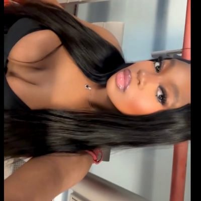 nandi_kt's profile picture. .