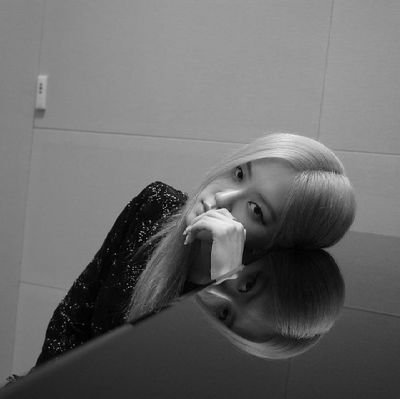 “✿🕯️...” ã soul clad in silence, bearing storms within, yet smiling 'neath the moon.