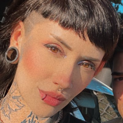 KALERA | OUÇA NEW WOMAN Profile