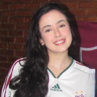 malumaggessi's profile picture. tentando descobrir sobre o que é a vida