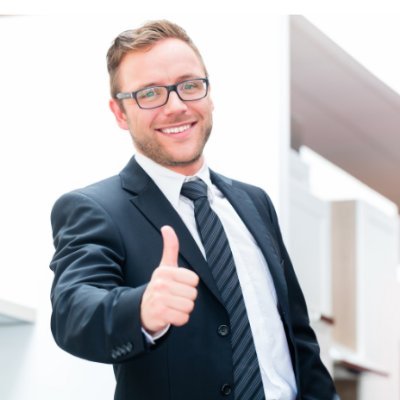 Ex-banker turned full-time trader with a passion for market psychology.