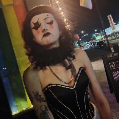 spiderbiter_'s profile picture. 24 | any pronouns