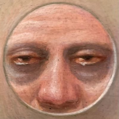 daylatebckshort's profile picture. what did I miss?