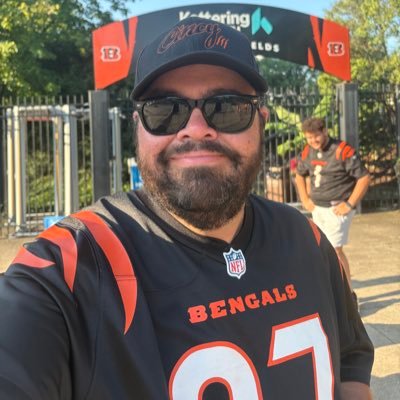 Life long @Bengals @Reds @goBEARCATS fan. #WhoDey #RuleTheJungle #ATOBTTR #Bearcats. Proud Co-Host on @BengalsBrews and Proud member of @ProjectGameDey