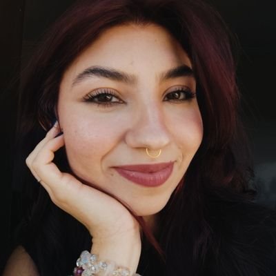 ulaalaura's profile picture. dear reader,