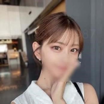 20🚺 // 156cm // M女 // 会いたい系 // イチャイチャしか勝たん