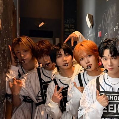 ۶ৎ🦝🦊🐯🐈⬛🐸۶ৎ
ᴹʸ ʳᵉᵃᵈᶦⁿᵍ ˢᵖᵃᶜᵉ.
ᴷᵉᵉᵖ ˢᶜʳᵒˡˡᶦⁿᵍ.
𝟟𝔻𝕣𝕖𝕒𝕞 & 𝔸ℍ𝕆𝔽