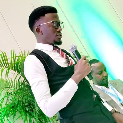 An entrepreneur in the coffee value chain involved in coffee trade and export while empowering youths and women.
#RoyCoffee