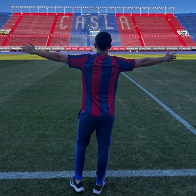 facuibarrolaa's profile picture. San Lorenzo y nada más 💙❤️