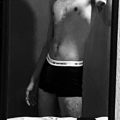 chavo  single de 23 años con buena verga con ganas de cogerse una casada, Milf, sw , cuckold, quien me presta a su mujer?? 👀🥵