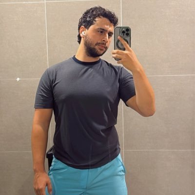 🐼 Licenciado en música - Bandolista https://t.co/z0NTYYFtZZ