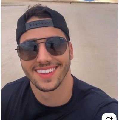 Edson2242755705's profile picture. 