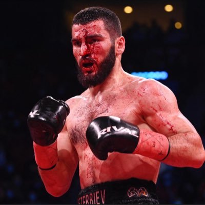 Me name’s Tim 🥊💪 A right strong boxer, luv Brit gals 🇬🇧, fine whiskey 🥃, & bangin’ tunes 🎶🎧 Livin’ large, fightin’ ‘ard, never backin’ down! 🇬🇧🔥
