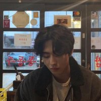 Lucien. (@bartholocs) 's Twitter Profile