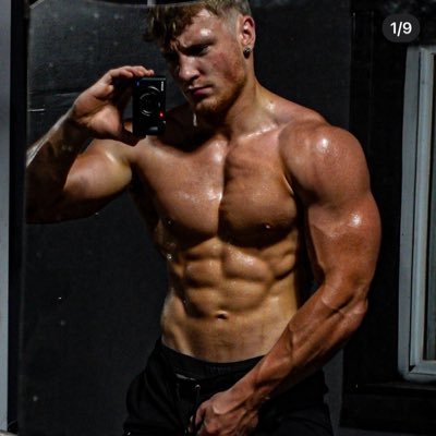 Insta: ian.bentzinger | Snap: ian.bentzinger | LINK BELOW FOR MORE 👇🏼