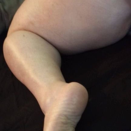 Couple looking for partner swapping, looking for a unicorn, BDSM lover, and adorable with feet $ content for sale