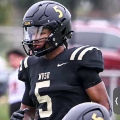 RunningBack x Playmaker @WvsuFootball #JerseyTough justin.pessoa@icloud.com // 2025-26 Senior Season/ NFL PROSPECT