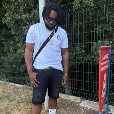 chinz978's profile picture. 