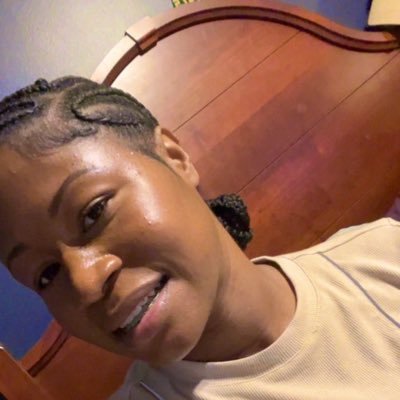 _loosescrews's profile picture. 🫦