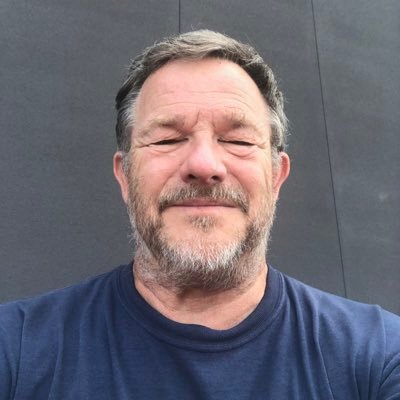 USA 🇺🇸 trucks 🚚🚛if you’re interested for buy🚒 /rental box 😘me up immediately thanks you everyone enter my email google chat (gabrieldozierjnr@gmail.com)