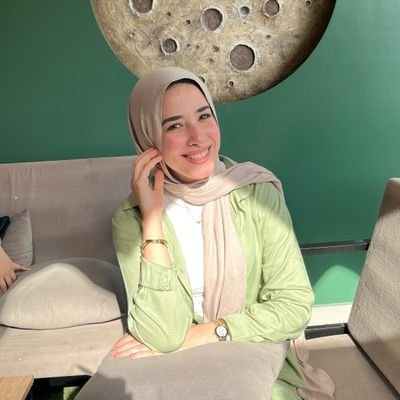 🦷 Dentist
هذا الاكونت كئيب ف اغلب الأحيان ولا يُنصح به يا ولاد🦉ومحتواه لا يمت لواقع صاحبه بصله🚶🏻♀️