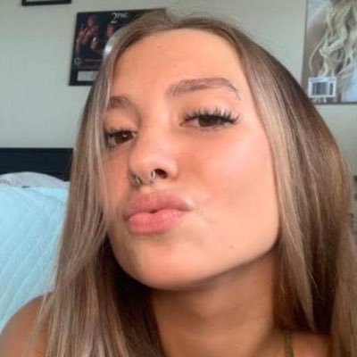 katevannesa222's profile picture. all good