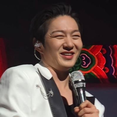 pposeobi156503's profile picture. #비투비 #이창섭 #예지앞사 #이창섭사랑해 
23년 3월 24일 입덕. 내가보려고 만든 계정.
https://t.co/fINc4822Uv