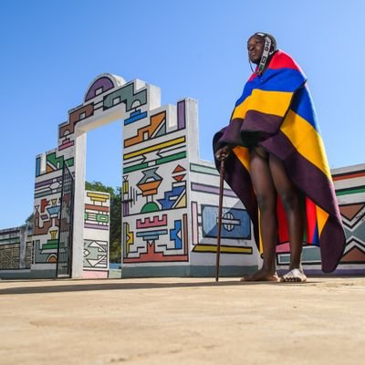 Ndebele Activist. Ndebele Art Painter. NgiliNdebele. Wedding Mc. Kgotsomahlangu018@gmail.com. 0646606370