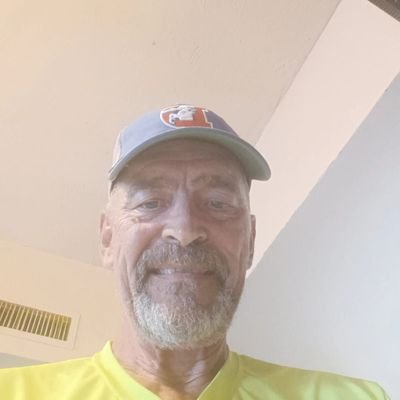 Retired soldier STAUNCH conservative & Trump supporter
Avid golfer 🏌️♀️ #MAGA