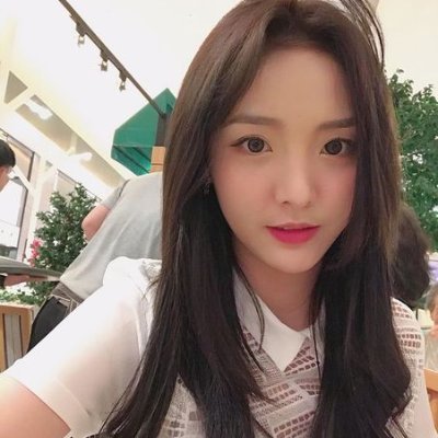 ClaraJones31333's profile picture. 