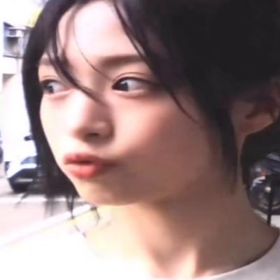 robertrobro's profile picture. 