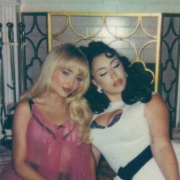natitiguzman's profile picture. speak now stan first, human second | Taybrina stan | fan of many things | heavy reposter | #1 sugar talking stan | TLOASG OUT NOWWW 😛