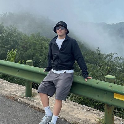 Vmanagermori's profile picture. Virtual Proマネージャー｜VTuber特化型登録者最大化プログラ厶（150名超）｜大手PR案件実績多数| 月商15億SNSマーケティングを使った「ショート動画＆配信」で業界初を取得 ｜未経験から学べて、初心者でもできるショート動画活用術を発信中｜Virtualを極めた僕が明日から使えるノウハウを提供します！