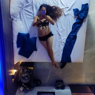 AlondraVir2690's profile picture. Favio la López