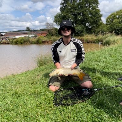 HazzaaatAV's profile picture. villa - cricket - music