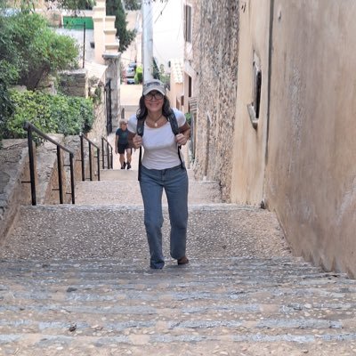 “De la ignorancia nace el mal, de la sabiduría nace el bien”