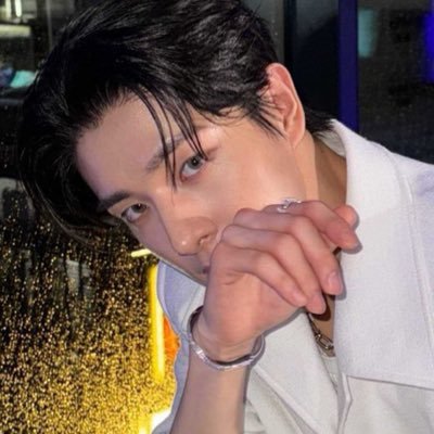 ˚ ₊ 𓈒 @driftxheeseung 🖤、baby @wonyoungxthrift 𓈒 ╸˚ 🧩🎳 sayjungwonx sudtxjunkyu fyeahxjisung 🥷🏻🥽˚ ₊