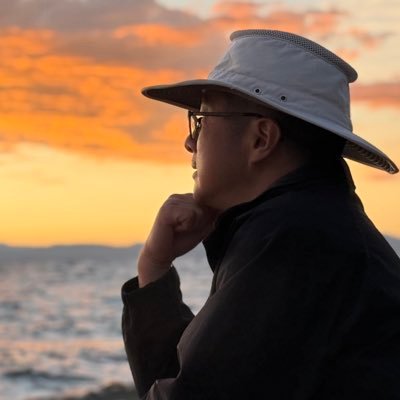 TigerXLA's profile picture. 电商， 基督徒，三娃虎爸，Tesla投资者，凭虎眼观察世界，传福音讲见证，成为別人的祝福，分享生活的点点滴滴，榮神益人。