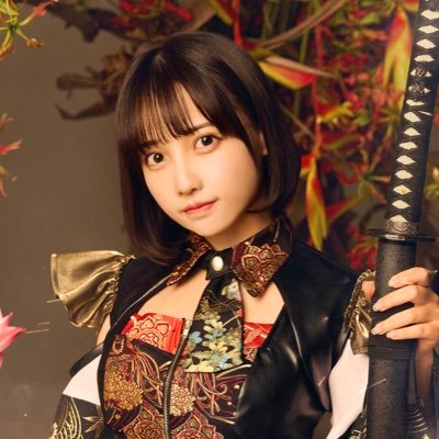 @INUWASI_O 147㌢黒髪ボブ🐹♥️ / メジャーデビュー⚡️ / 10月29日(水)1st写真集発売決定❤️🔥 / 掲載雑誌📕→https://t.co/ZkZ9ioF5qq / お仕事→https://t.co/zYuY7RlESW