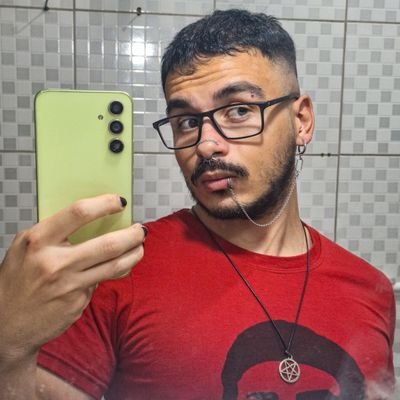 diogoheinrique's profile picture. боль нецзбежна. страданце - лцчныц выбор каждого
🇧🇷PT-BR/ENG/🇷🇺RU 22 anos ♑️