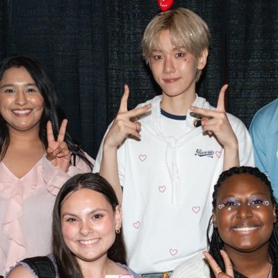 all4NCITY's profile picture. #백현 eat your pastaaaaaa mamacitaaaa