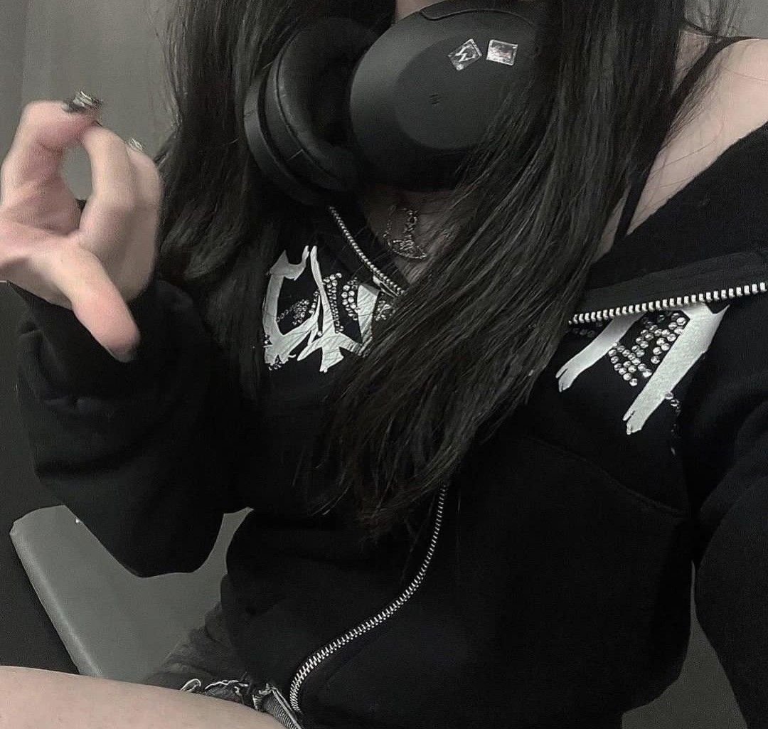 dec_natsuki's profile picture. 大阪学院大 経営学部　2回生