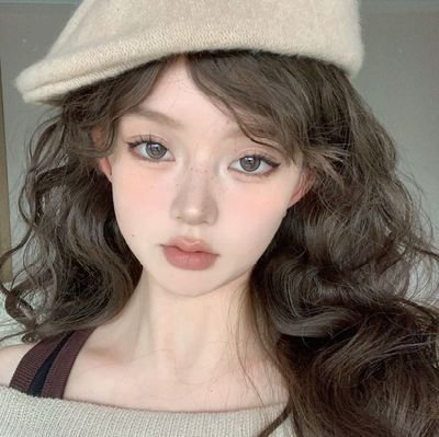 sniiffys's profile picture. more than word