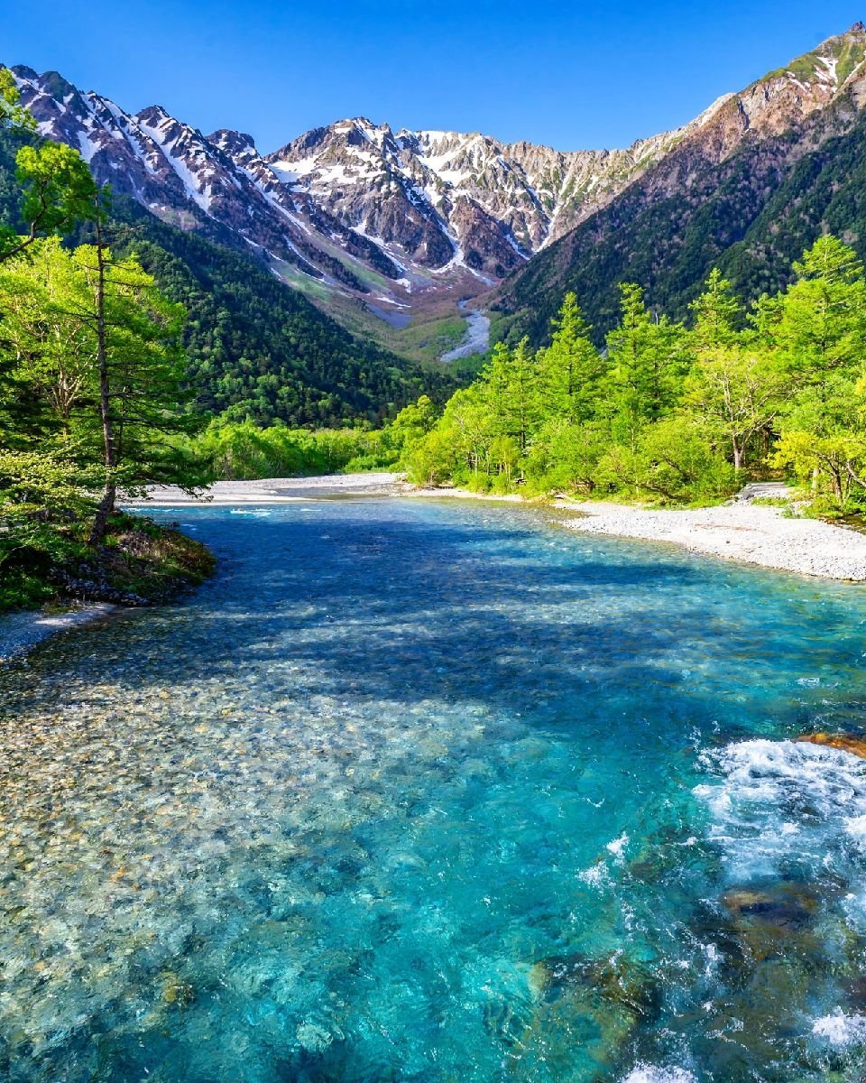 アパートが寒くてよく温泉に行きます♨️|都内と神奈川を中心に立ち寄り湯を紹介📌|Facebookでも投稿してます|カワイイイラストや制服にもつい反応してしまいますのでご容赦を!|39歳|東京都在住