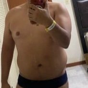 Into some kinks, don’t like it ok. Friendly, extroverted, open hehe and trying to take the shame in good sex. I hate lies.