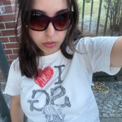 burninghi1l's profile picture. moin moin moin. girlflop.