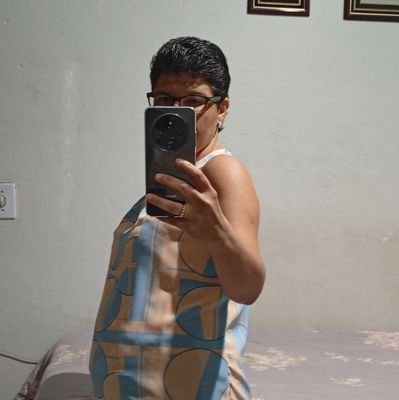 Claudia47392255's profile picture. 